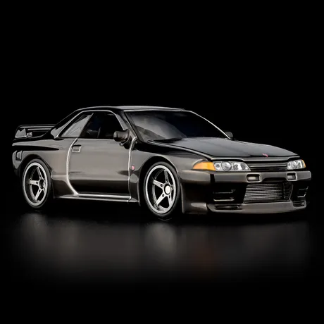 Hot Wheels RLC Nissan Skyline GT-R BNR32 diecast, front three-quarter view